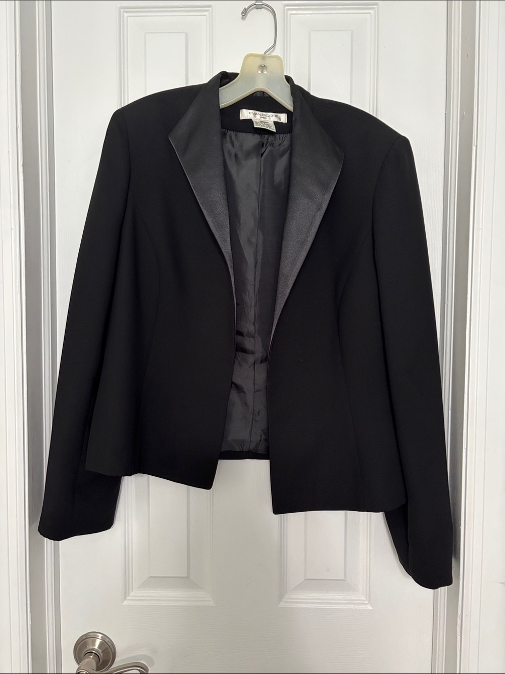 Evan Picone Black Women's Blazer with Satin Lapel worn once